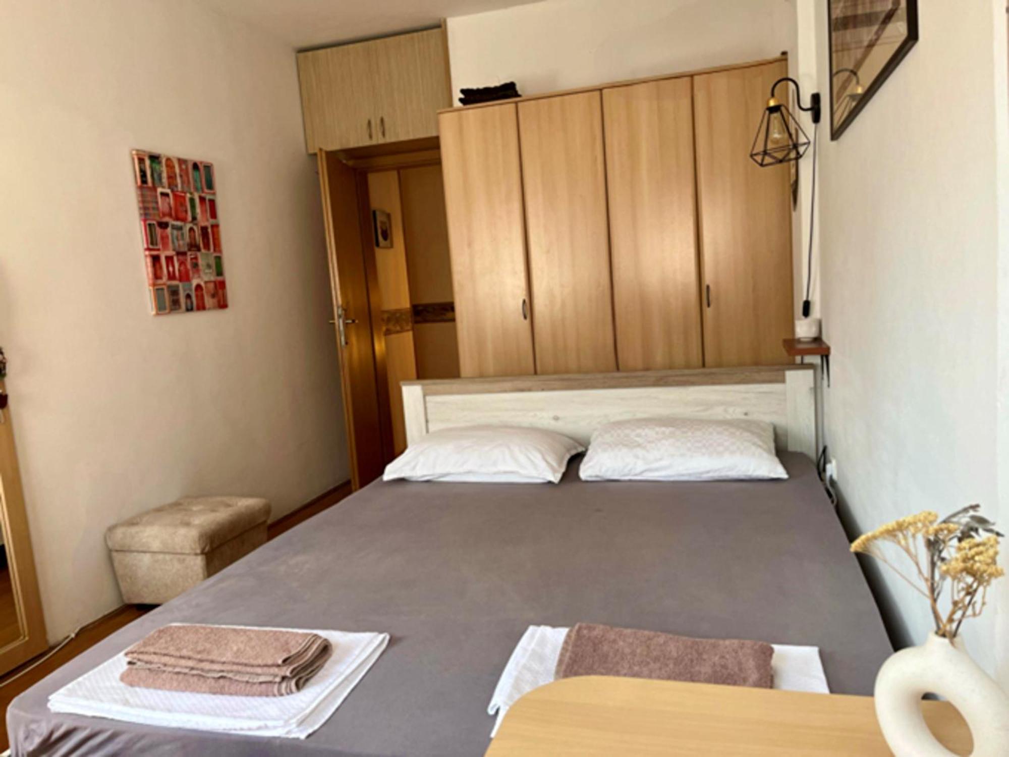 Bohemian Quarter / City Park, Free Parking Apartman Szkopje Kültér fotó